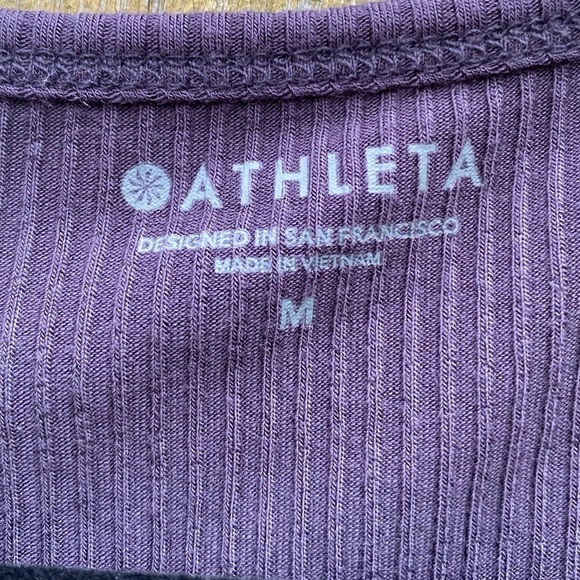 Athleta Essence Groove Top in Spring Night Sz M - Picture 6 of 15
